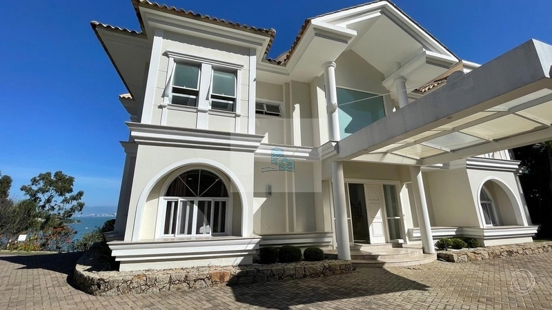 Casa Residencial de 991m² com 6 Quartos no Cacupé: 27ª foto da galeria de imagens do imóvel