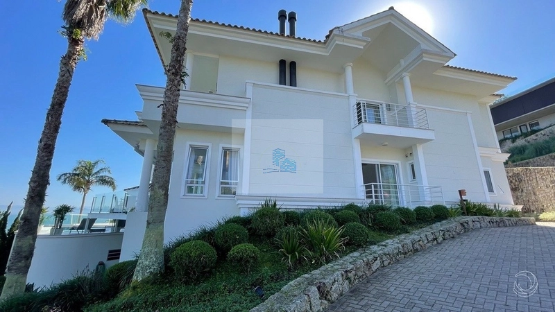 Casa Residencial de 991m² com 6 Quartos no Cacupé: 28ª foto da galeria de imagens do imóvel
