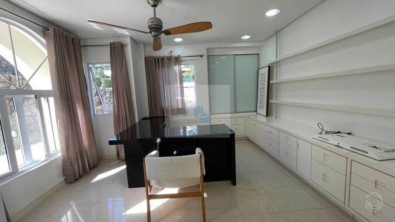 Casa Residencial de 991m² com 6 Quartos no Cacupé: 14ª foto da galeria de imagens do imóvel