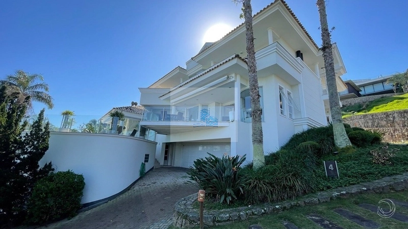 Casa Residencial de 991m² com 6 Quartos no Cacupé: 29ª foto da galeria de imagens do imóvel