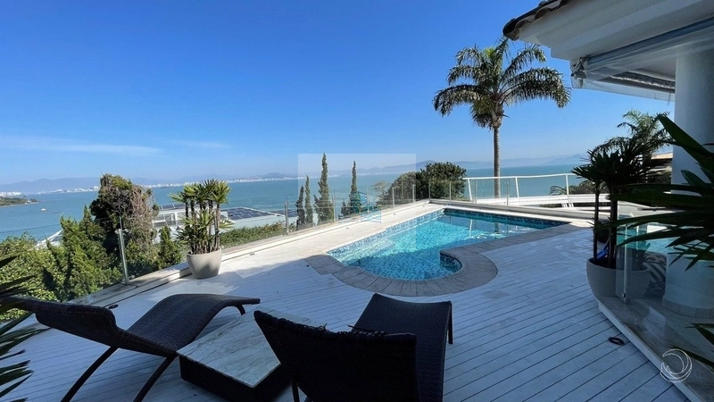Casa Residencial de 991m² com 6 Quartos no Cacupé: 3ª foto da galeria de imagens do imóvel