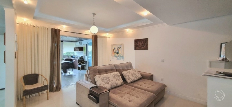 Casa com 4 quartos sendo 1 suíte no Córrego Grande: 11ª foto da galeria de imagens do imóvel
