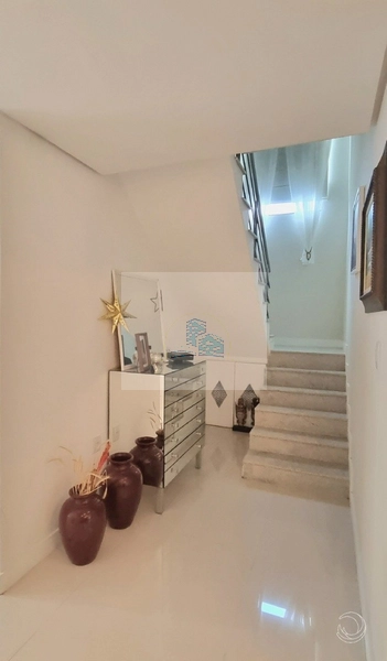 Casa com 4 quartos sendo 1 suíte no Córrego Grande: 16ª foto da galeria de imagens do imóvel