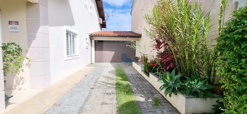 Casa com 4 quartos sendo 1 suíte no Córrego Grande: 29ª foto da galeria de imagens do imóvel