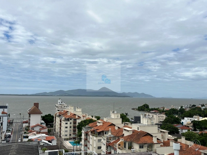 Duplex de 180,76m² com 2 quartos sendo 1 suíte em Coqueiros: 21ª foto da galeria de imagens do imóvel