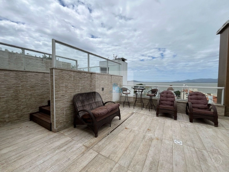 Duplex de 180,76m² com 2 quartos sendo 1 suíte em Coqueiros: 19ª foto da galeria de imagens do imóvel
