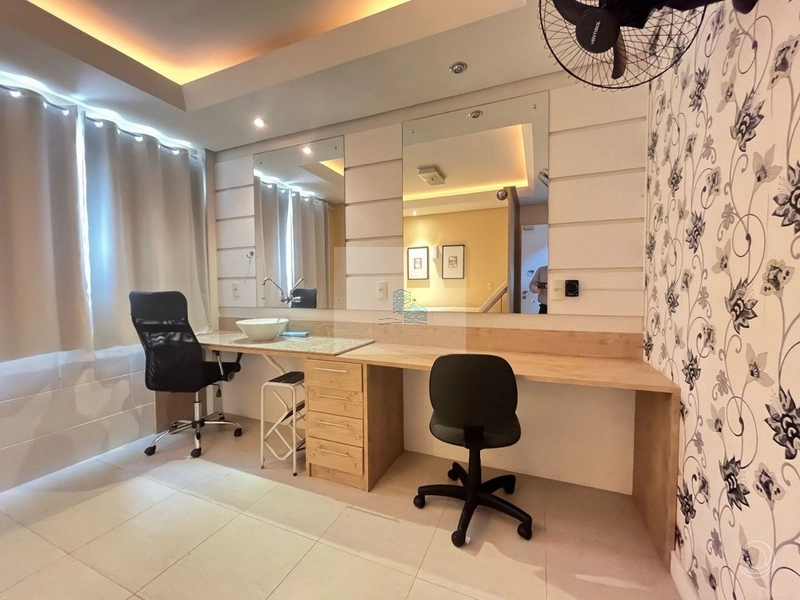 Duplex de 180,76m² com 2 quartos sendo 1 suíte em Coqueiros: 25ª foto da galeria de imagens do imóvel
