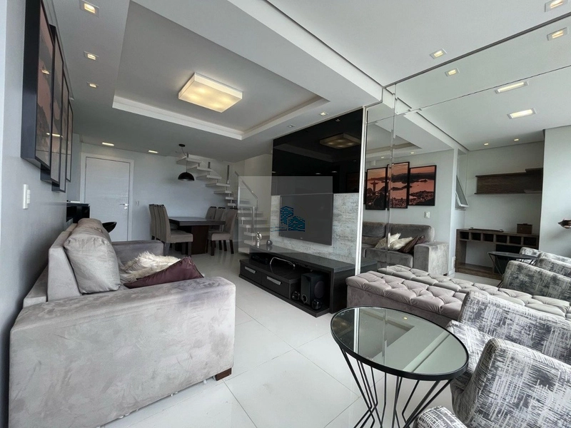 Duplex de 180,76m² com 2 quartos sendo 1 suíte em Coqueiros: 4ª foto da galeria de imagens do imóvel