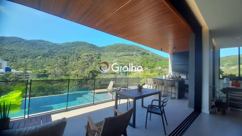 Casa à venda 4 suítes em Florianópolis - Cond Roland Garros: 11ª foto da galeria de imagens do imóvel