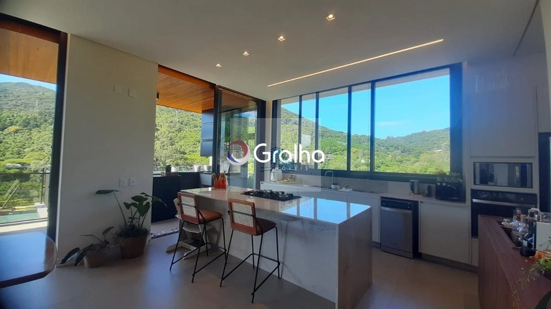 Casa à venda 4 suítes em Florianópolis - Cond Roland Garros: 10ª foto da galeria de imagens do imóvel