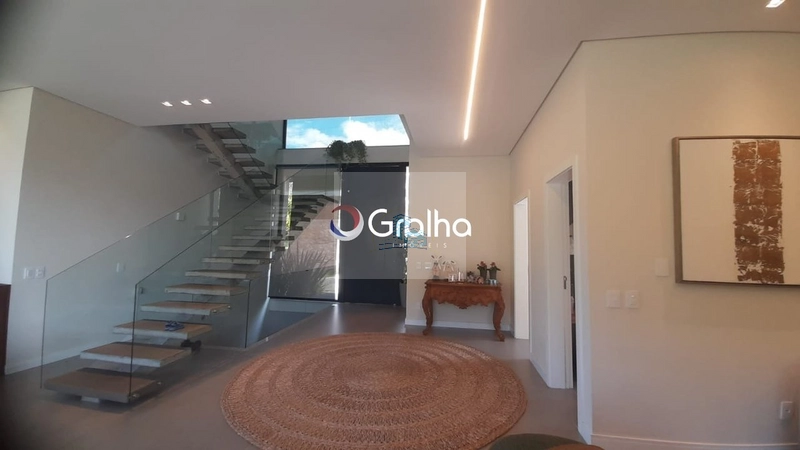 Casa à venda 4 suítes em Florianópolis - Cond Roland Garros: 8ª foto da galeria de imagens do imóvel