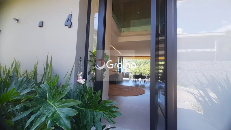 Casa à venda 4 suítes em Florianópolis - Cond Roland Garros: 4ª foto da galeria de imagens do imóvel