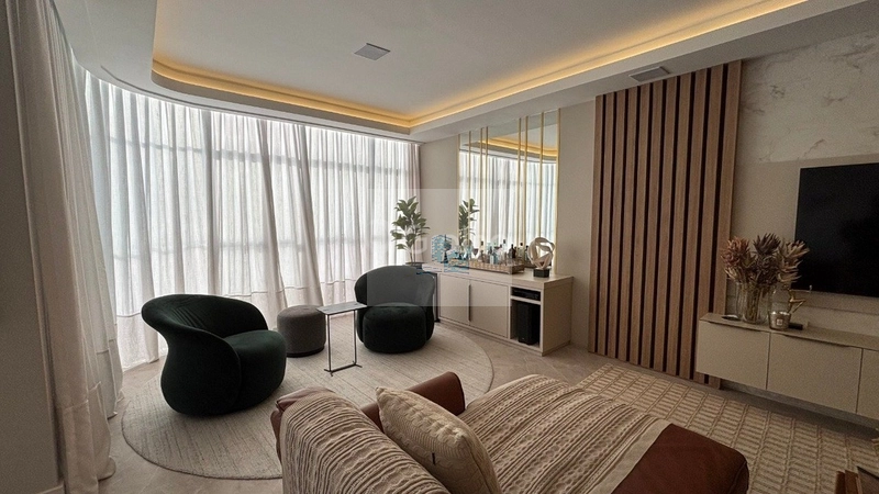 Apartamento de 211m² com 4 suítes na Agronômica: 6ª foto da galeria de imagens do imóvel