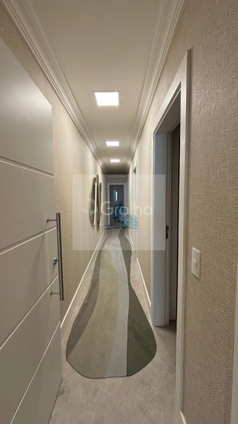 Apartamento de 211m² com 4 suítes na Agronômica: 20ª foto da galeria de imagens do imóvel