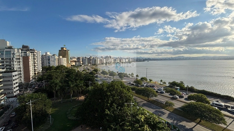 Apartamento de 211m² com 4 suítes na Agronômica: 34ª foto da galeria de imagens do imóvel
