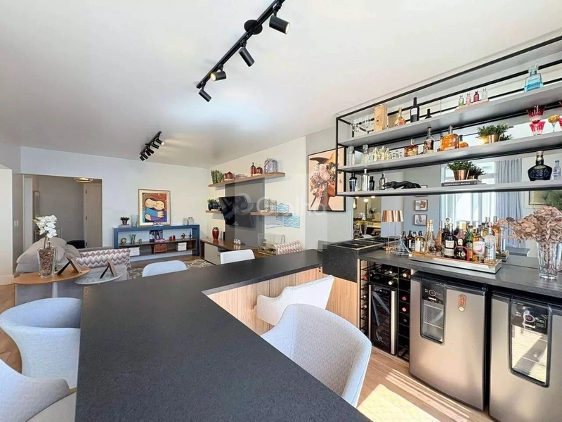 Apartamento de 229m² com 3 quartos sendo 1 suíte no Centro: 2ª foto da galeria de imagens do imóvel