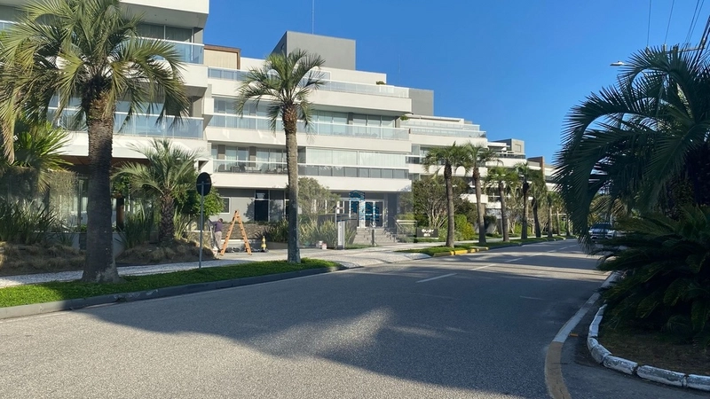 Apartamento com 3 suítes no bairro Jurerê Internacional: 34ª foto da galeria de imagens do imóvel