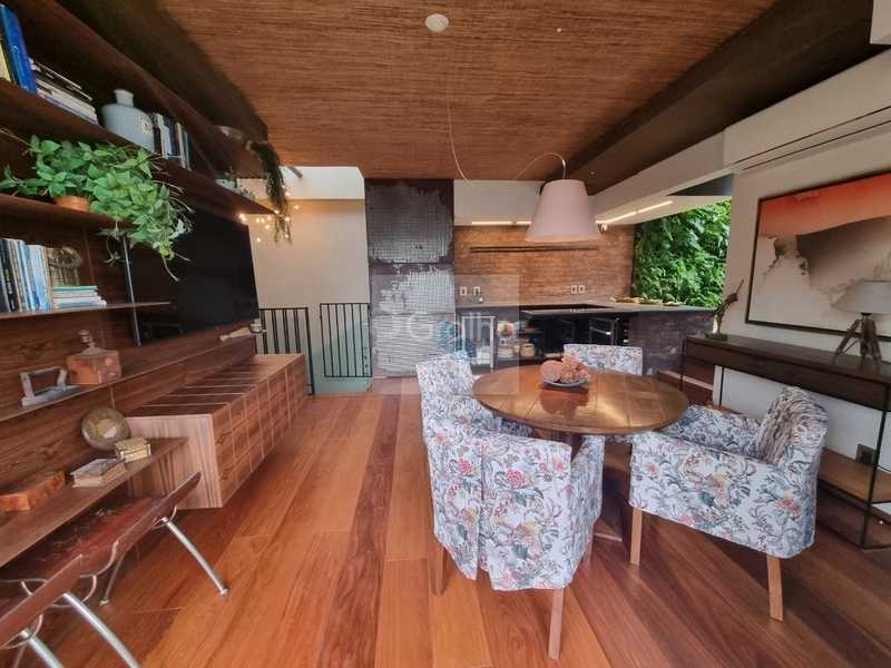 Cobertura de 303m² com 4 quartos sendo 2 suítes na Agronômica: 30ª foto da galeria de imagens do imóvel