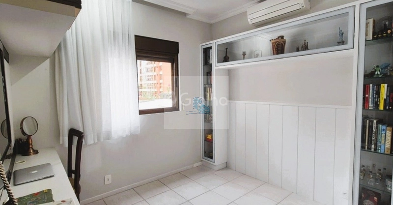 Apartamento de 131m² com 3 quartos no Centro: 10ª foto da galeria de imagens do imóvel