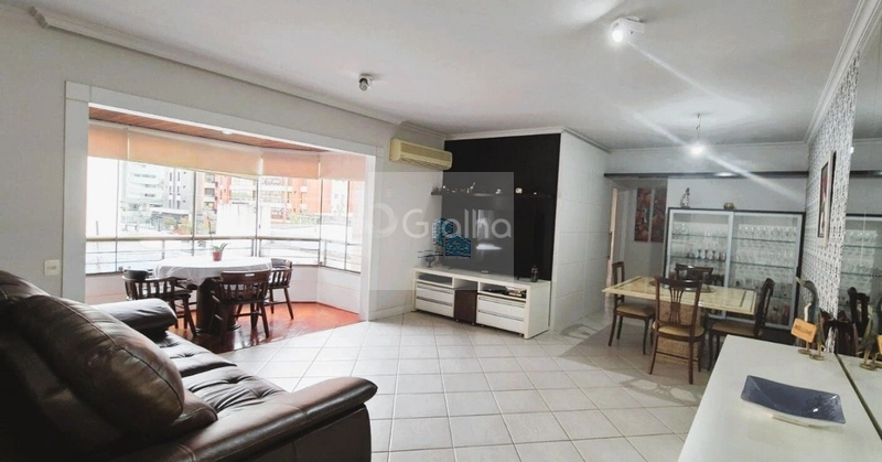 Apartamento de 131m² com 3 quartos no Centro: 1ª foto da galeria de imagens do imóvel