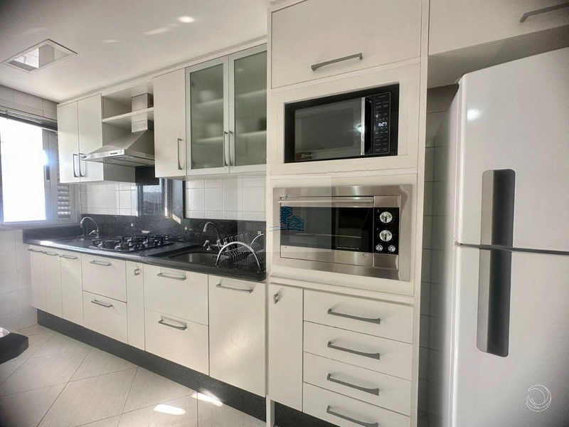 Duplex de 3 dorms no bairro Jurerê Internacional: 6ª foto da galeria de imagens do imóvel