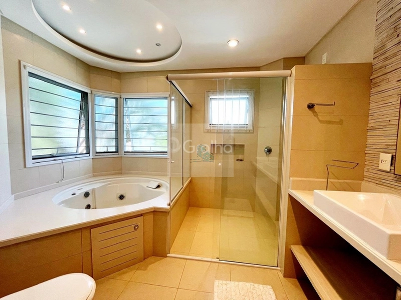 Casa de 551m² com 5 suítes em Jurerê: 15ª foto da galeria de imagens do imóvel