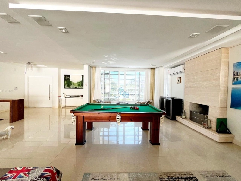 Casa de 551m² com 5 suítes em Jurerê: 4ª foto da galeria de imagens do imóvel