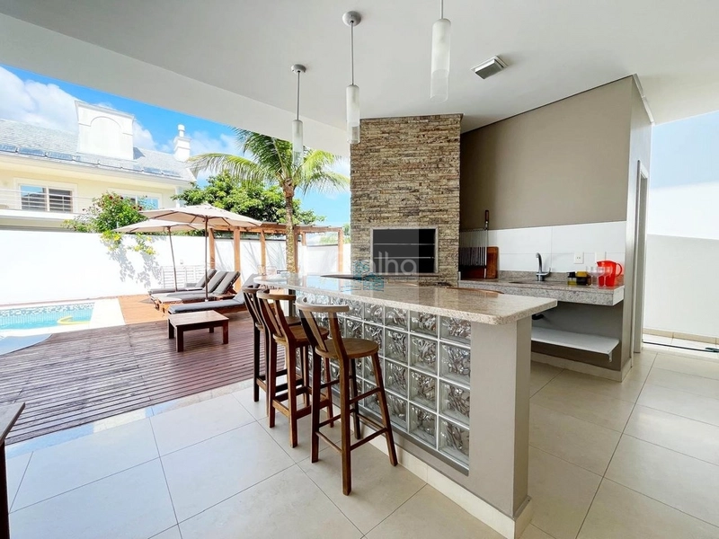Casa de 551m² com 5 suítes em Jurerê: 32ª foto da galeria de imagens do imóvel