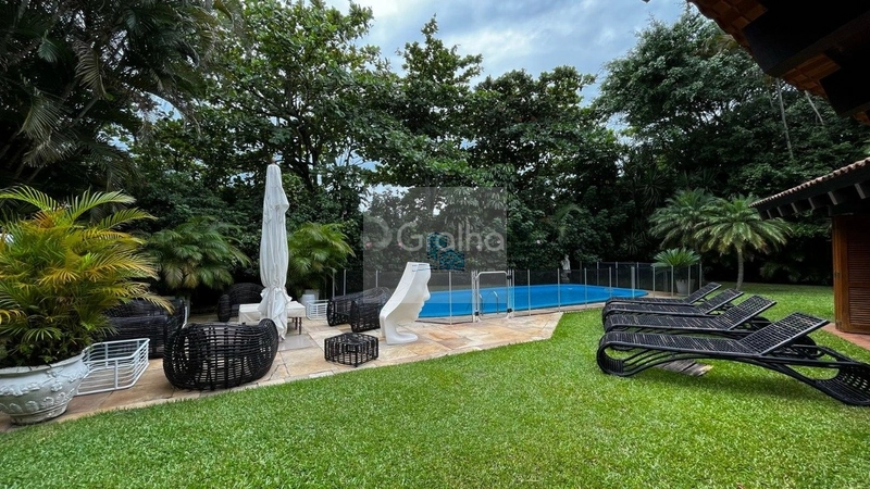 Casa de alto padrão com 5 quartos em Jurerê Internacional, Florianópol: 33ª foto da galeria de imagens do imóvel