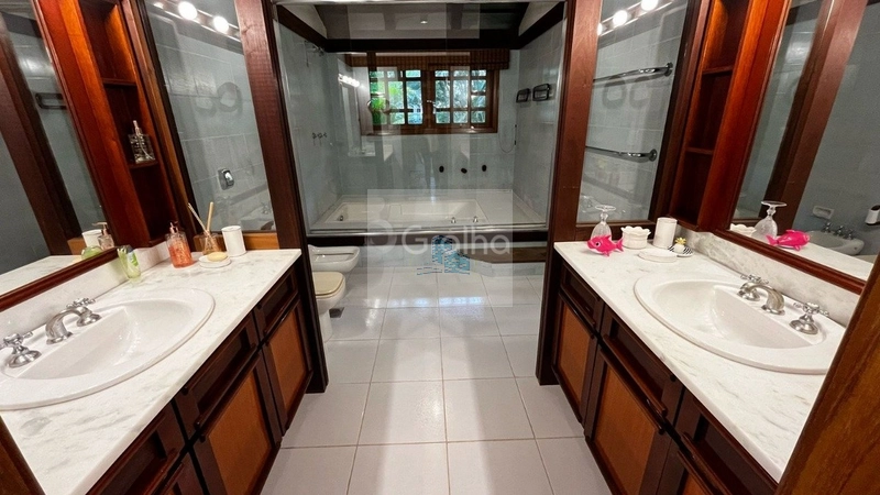 Casa de alto padrão com 5 quartos em Jurerê Internacional, Florianópol: 50ª foto da galeria de imagens do imóvel