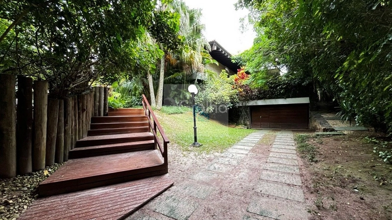 Casa de alto padrão com 5 quartos em Jurerê Internacional, Florianópol: 26ª foto da galeria de imagens do imóvel