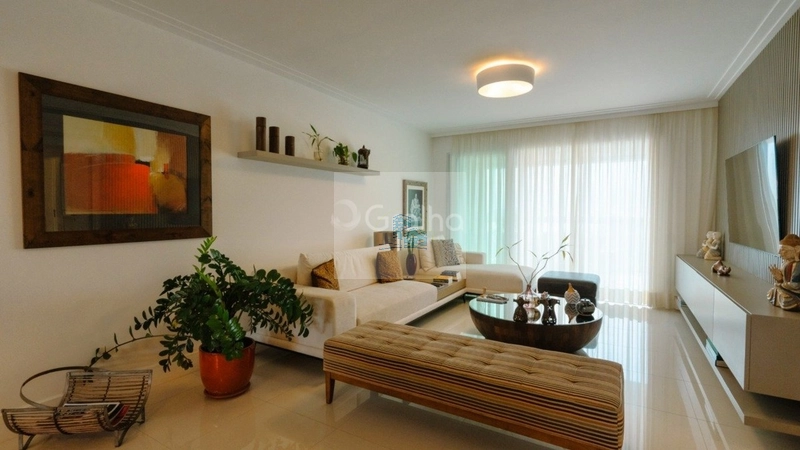 Apartamento de 168m² com 3 suítes na Agronômica: 1ª foto da galeria de imagens do imóvel