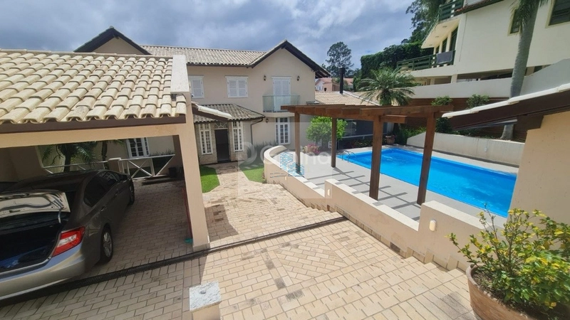 Casa Residencial de 317m² com 4 quartos no Centro: 18ª foto da galeria de imagens do imóvel