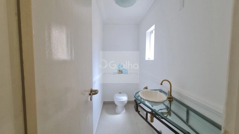 Casa Residencial de 317m² com 4 quartos no Centro: 15ª foto da galeria de imagens do imóvel