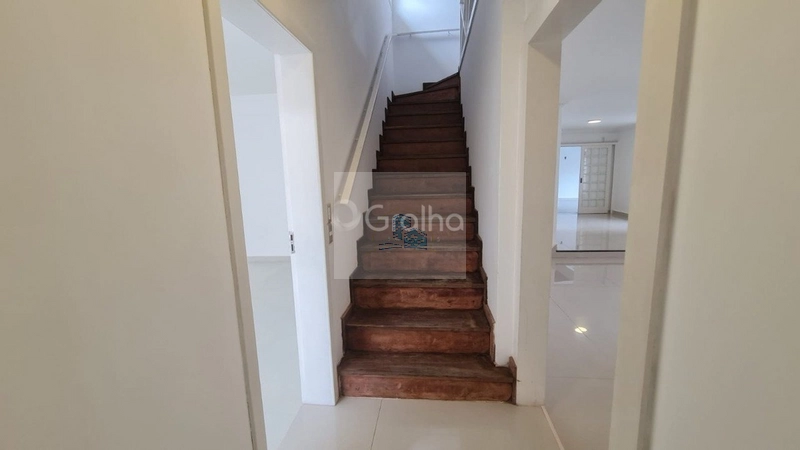 Casa Residencial de 317m² com 4 quartos no Centro: 16ª foto da galeria de imagens do imóvel