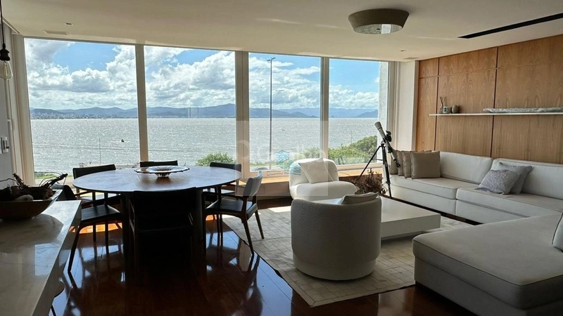 Apartamento de 205m² com 3 suítes na Agronômica: 5ª foto da galeria de imagens do imóvel