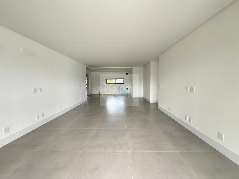 Apartamento de alto padrão com 3 suítes no João Paulo, Florianópolis: 6ª foto da galeria de imagens do imóvel