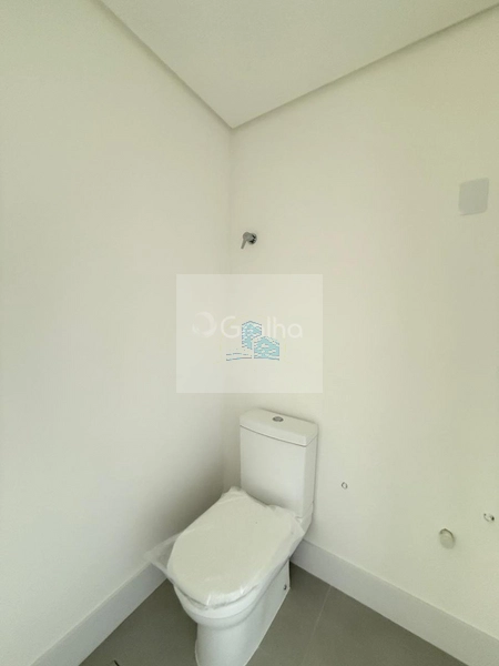 Apartamento de alto padrão com 3 suítes no João Paulo, Florianópolis: 3ª foto da galeria de imagens do imóvel