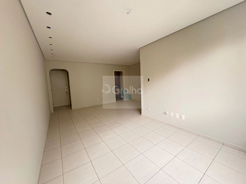 Apartamento de 99m² com 3 quartos no Centro: 2ª foto da galeria de imagens do imóvel