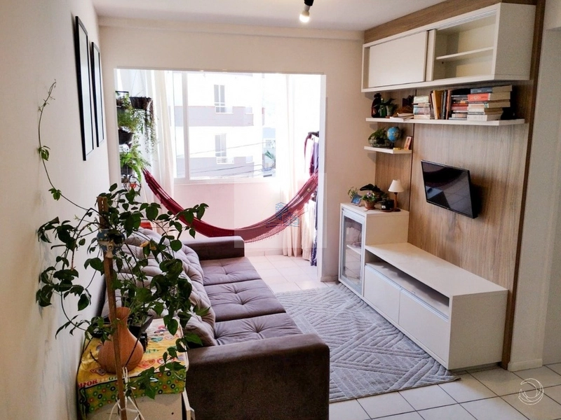 Apartamento de 2 dormitórios à venda na Carvoeira: 2ª foto da galeria de imagens do imóvel