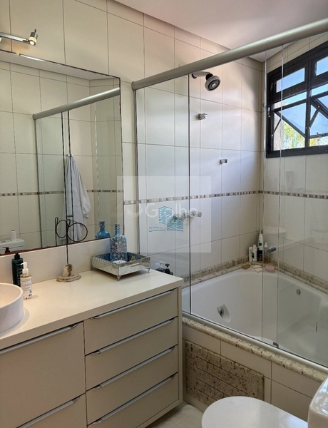 Apartamento com 3 suítes em Jurerê Internacional, Florianópolis: 12ª foto da galeria de imagens do imóvel