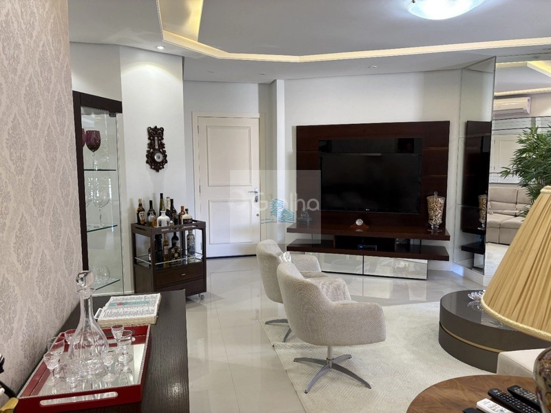 Apartamento com 3 suítes em Jurerê Internacional, Florianópolis: 13ª foto da galeria de imagens do imóvel