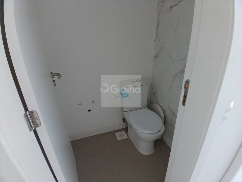 Casa residencial com 4 suítes em Jurerê Internacional, Florianópolis: 3ª foto da galeria de imagens do imóvel