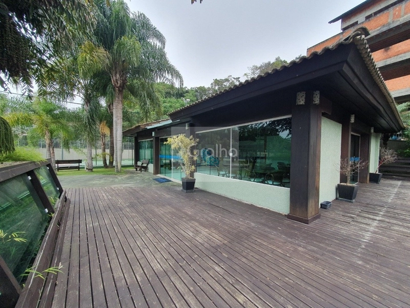 Apartamento de 89m² com 2 quartos sendo 1 suíte na Carvoeira: 24ª foto da galeria de imagens do imóvel