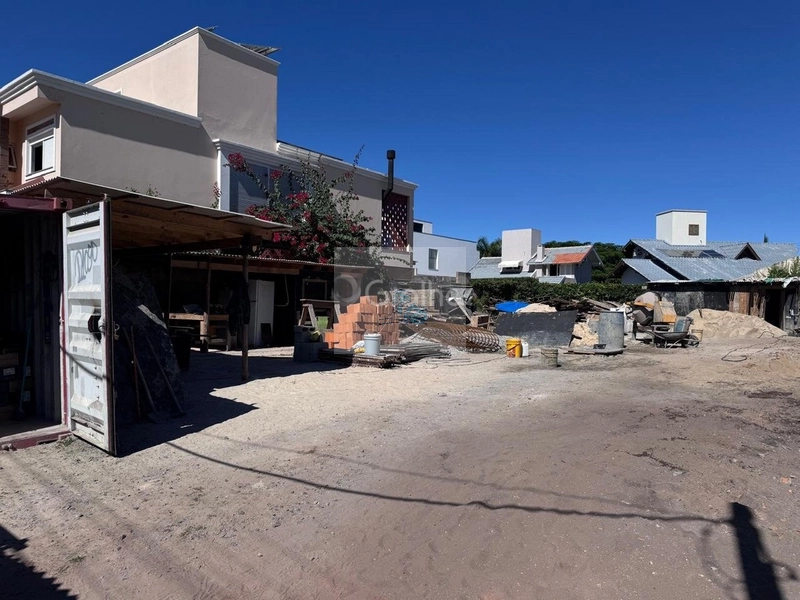 Terreno a venda Jurere Internacional rua dos pintados: 1ª foto da galeria de imagens do imóvel