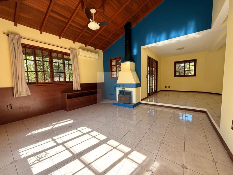 Casa a venda condominio Village Porto da Lagoa: 1ª foto da galeria de imagens do imóvel