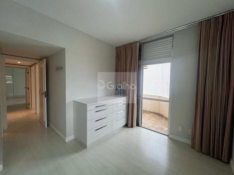 Apartamento de 263m² com 4 quartos sendo 2 suítes no Centro: 16ª foto da galeria de imagens do imóvel
