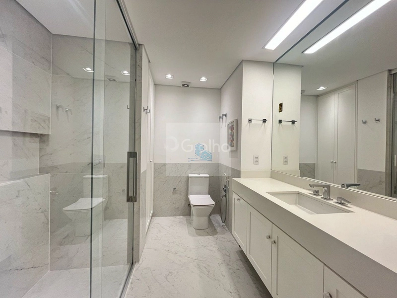 Apartamento de 263m² com 4 quartos sendo 2 suítes no Centro: 7ª foto da galeria de imagens do imóvel