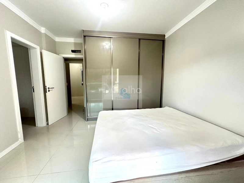 Apartamento de 127m² com 4 quartos sendo 1 suíte no Itacorubi: 12ª foto da galeria de imagens do imóvel