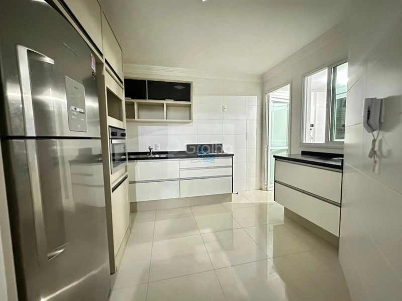 Apartamento de 127m² com 4 quartos sendo 1 suíte no Itacorubi: 9ª foto da galeria de imagens do imóvel